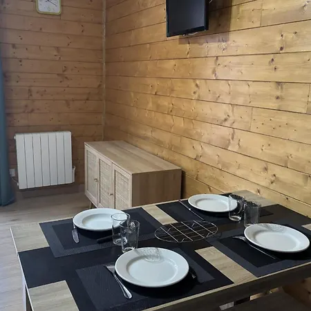 Apartamento With Mountain View Balcony