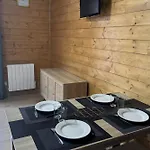 Апартаменты With Mountain View Balcony