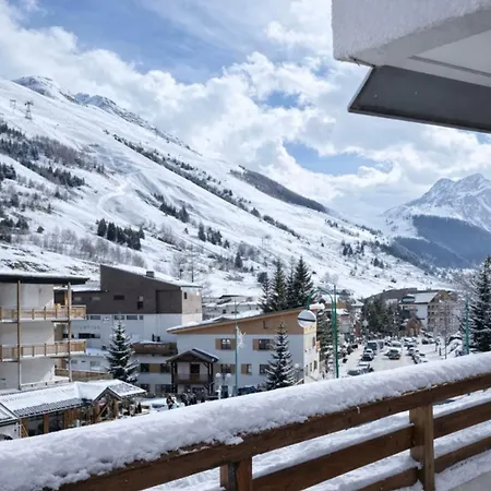 With Mountain View Balcony Les Deux Alpes